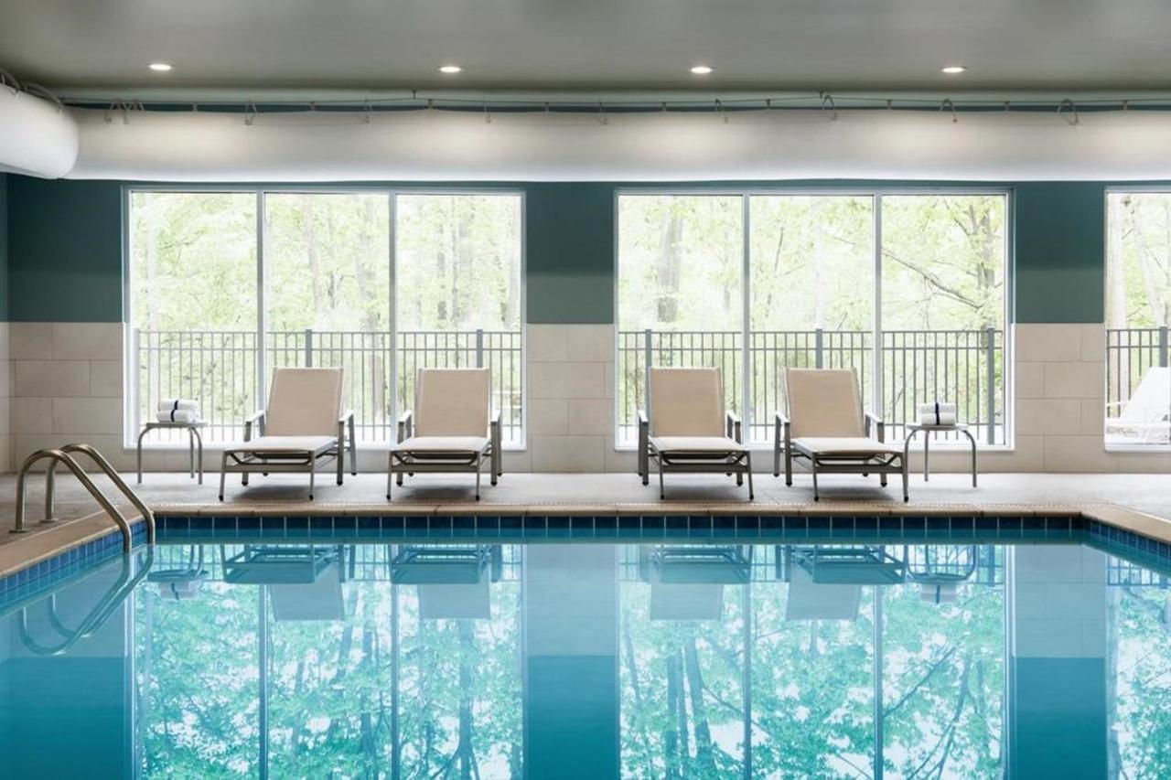 Holiday Inn Express & Suites Reedsburg - Dells Area By Ihg Buitenkant foto