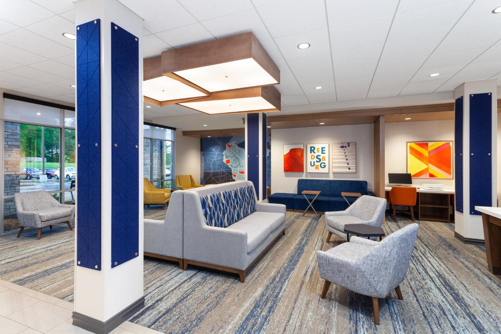 Holiday Inn Express & Suites Reedsburg - Dells Area By Ihg Buitenkant foto