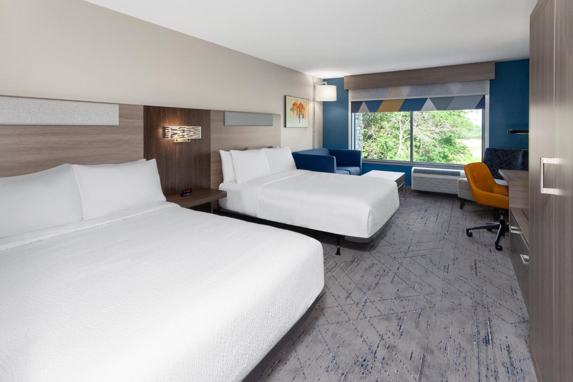 Holiday Inn Express & Suites Reedsburg - Dells Area By Ihg Buitenkant foto