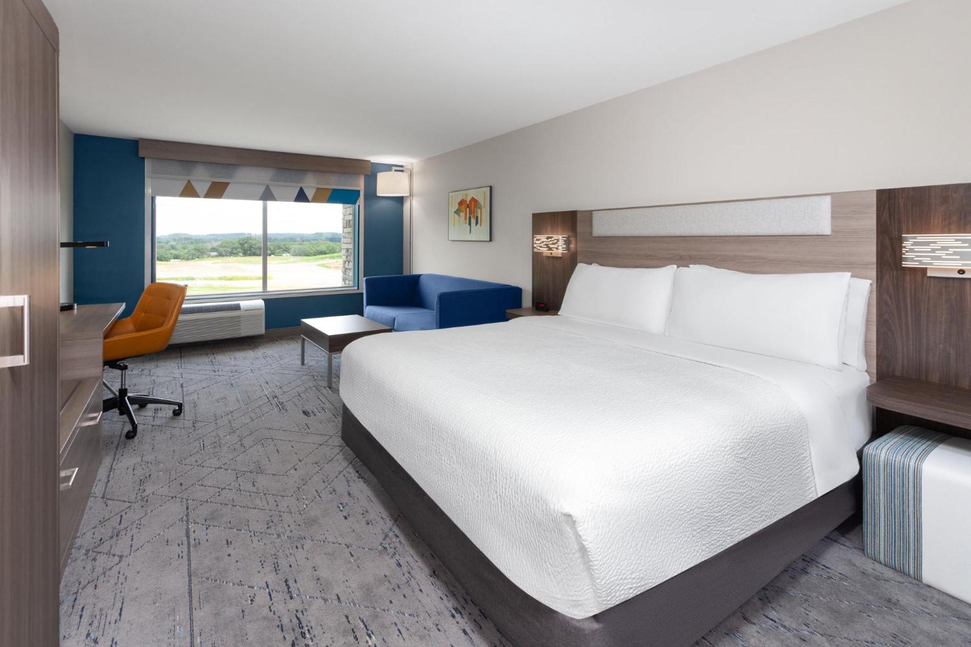 Holiday Inn Express & Suites Reedsburg - Dells Area By Ihg Buitenkant foto
